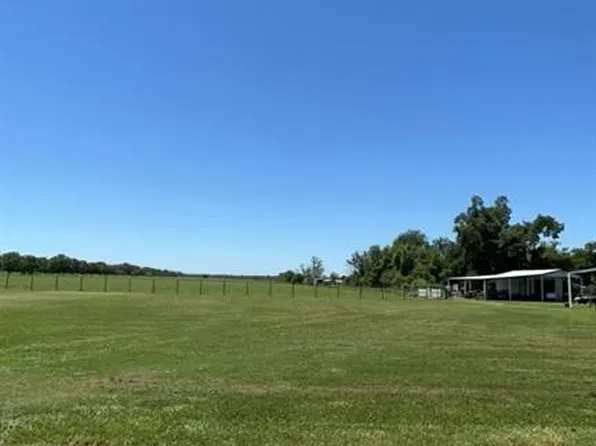0 Dufour St, Moreauville, LA 71355