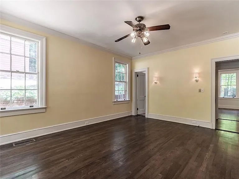 1681 E Clifton Rd NE — Photo 28