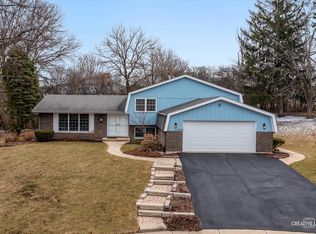 1533 Snowberry Ct, Downers Grove, IL 60515