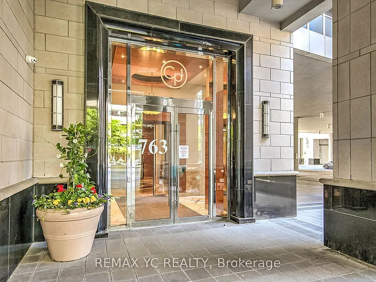 763 Bay St #1704 — Photo 16