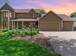 3713 Wescott Hills Dr, Eagan, MN 55123