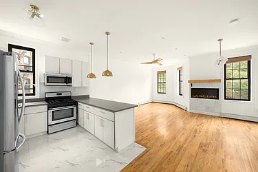 274 Bleecker Street