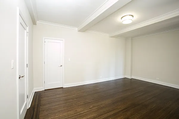 Rented by Stonehenge NYC LLC | media 6