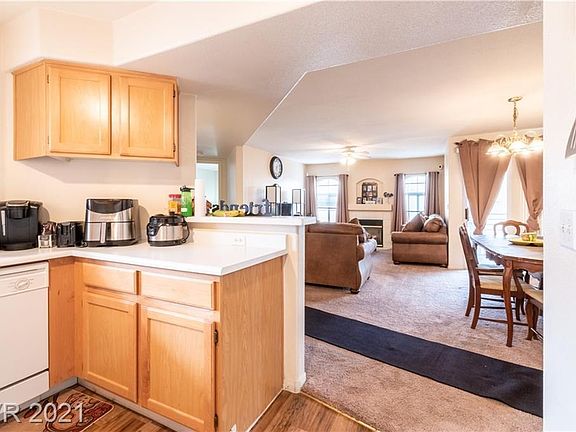 4th image of 4555 E Sahara Ave Unit 244