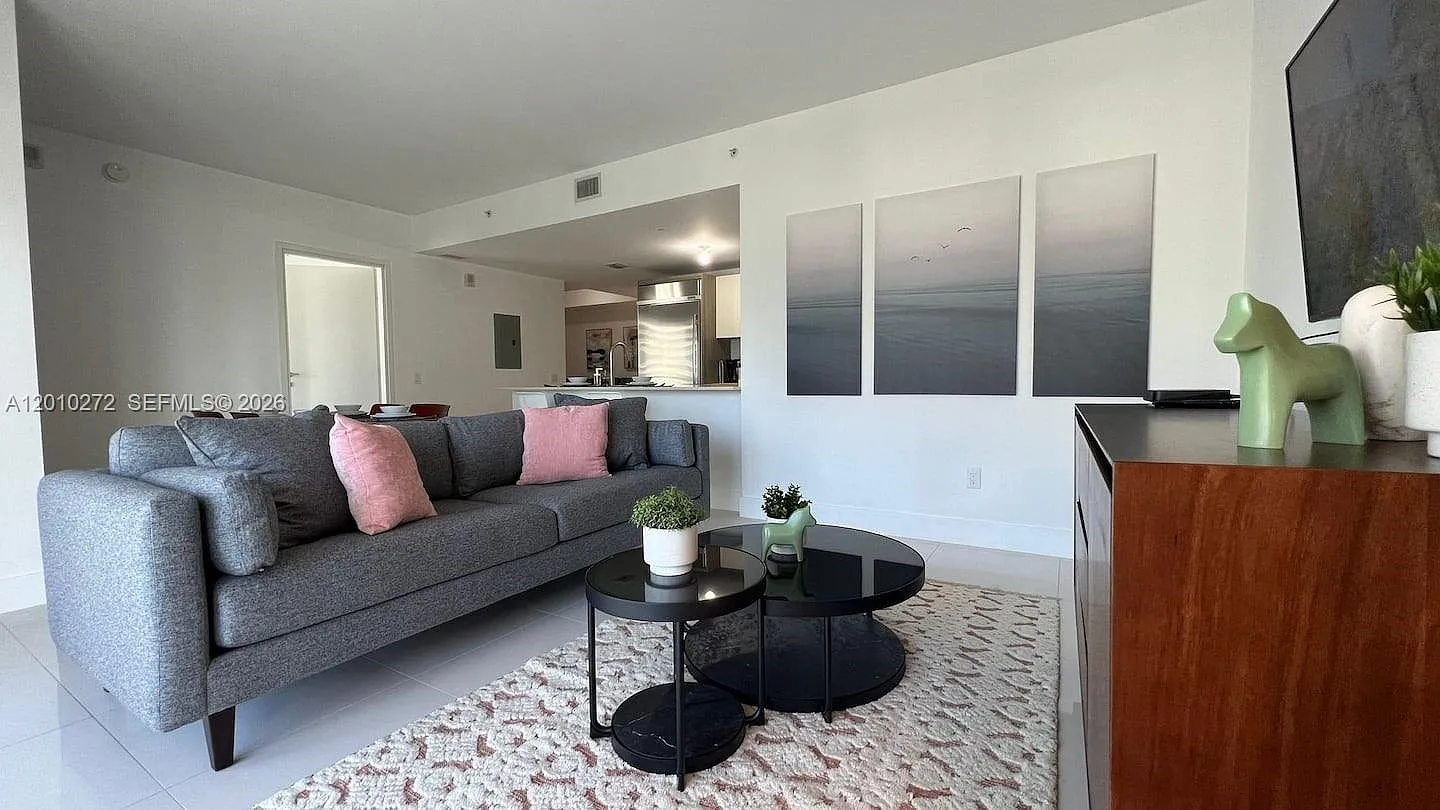 Brickellhouse Condo — Photo 2