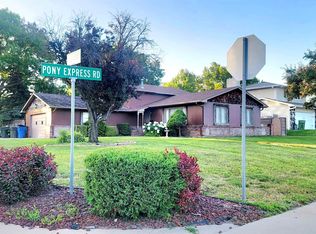 4507 Pony Express Rd, Kearney, NE 68847