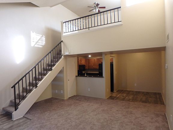 3rd image of 24149 Del Monte Dr Unit 314