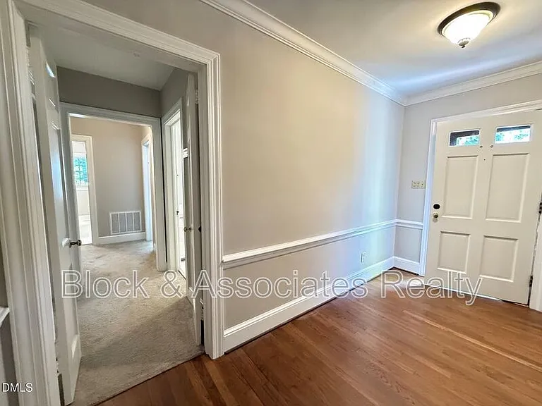 2667 Davis St — Photo 20