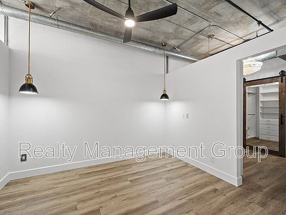 3rd image of 877 Island Ave Unit 312