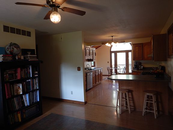 3rd image of 9765 County Road 44