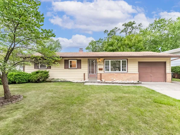 18916 Greenbay Ave, Lansing, IL 60438