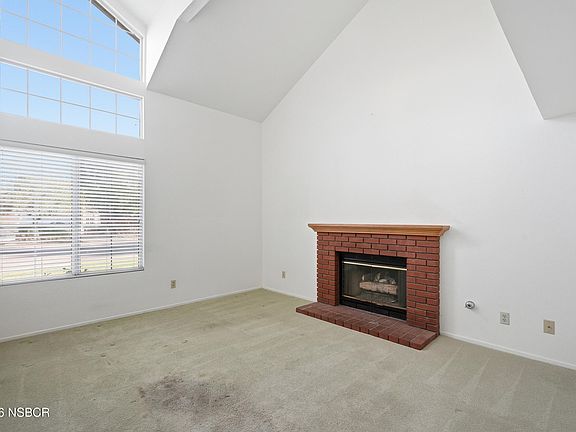 5th image of 1491 Bathurst Dr