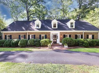 2411 Lemon Tree Ln, Charlotte, NC 28211