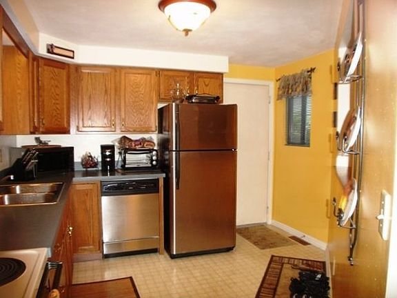 2nd image of 8393 Shoveler Ln