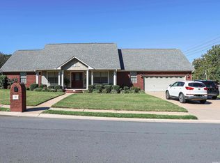 11 Harvest Ln, Cabot, AR 72023