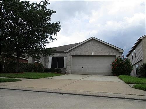1st image of 515 Remington Chase Ct