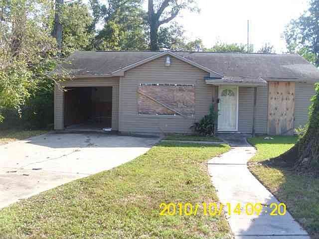 1st image of 3840 W Lynwood Dr