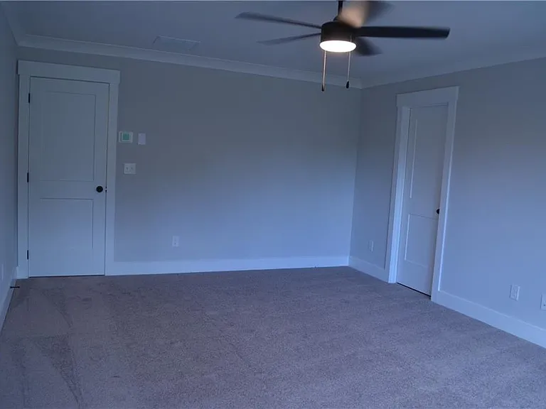 28 Trace Blf — Photo 22