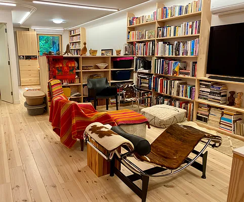 Rented by Compass | media 2