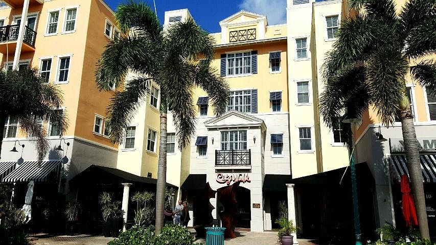 1st image of 200 NE 2nd Ave APT 406