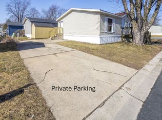 285 Park Ln, Chicago Heights, IL