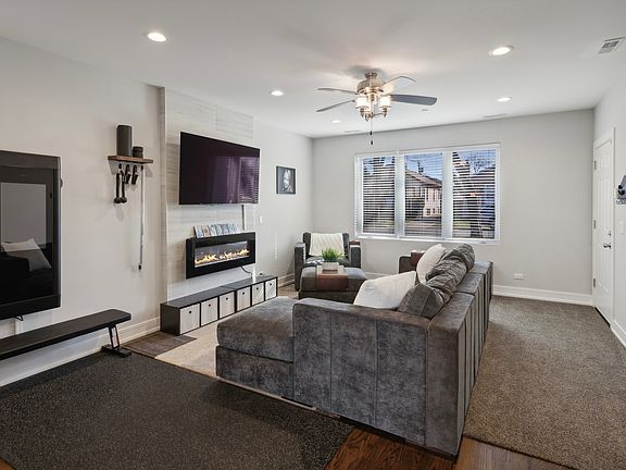 5th image of 2618 N 75th Ct #1