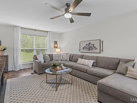 5th image of 3127 White Pine Dr