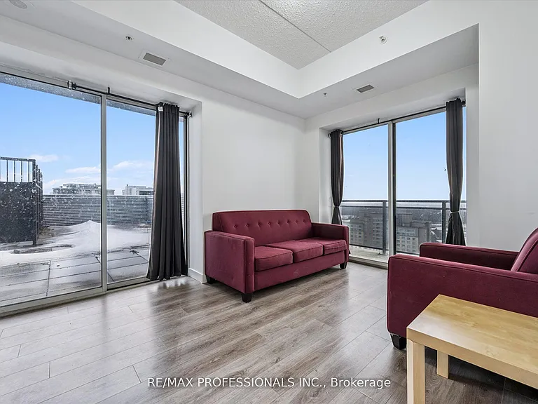 318 Spruce St #2103 — Photo 8