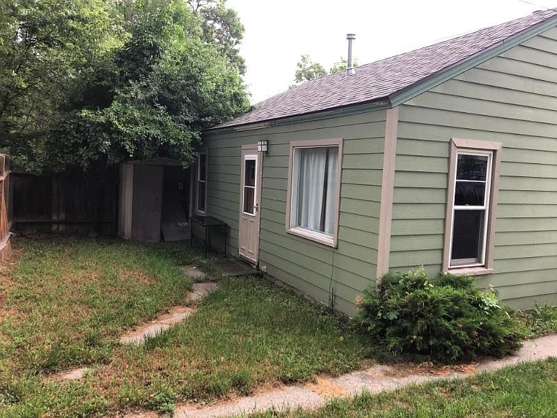 1st image of 804 1/2 Clark Ave