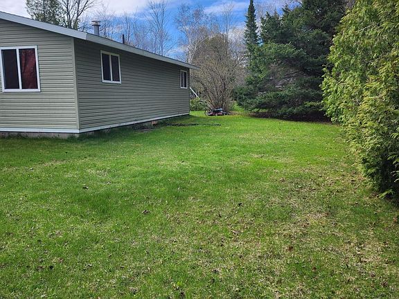 3rd image of 7936 Crestwood Dr