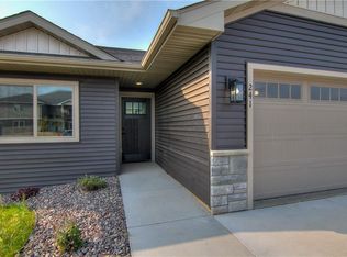 241 Cole Dr, Altoona, WI 54720