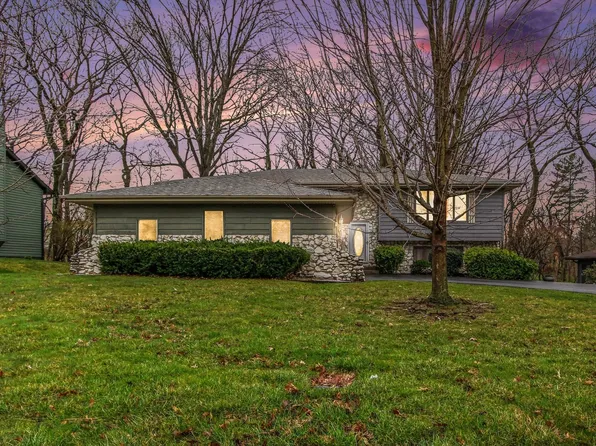 186 Wexford Rd, Valparaiso, IN 46385