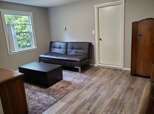 16057 NE 6th St, Bellevue, WA