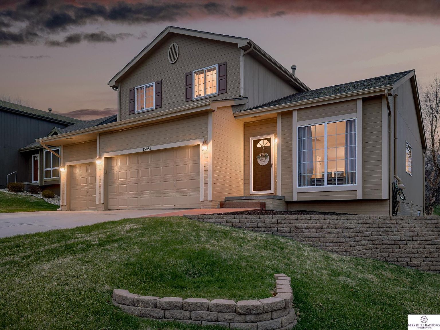 15085 Meredith Ave, Omaha, NE 68116 Zillow