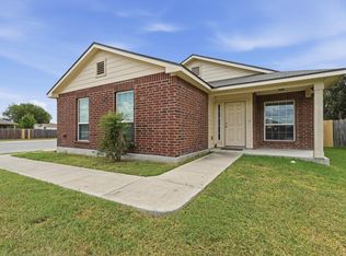 1600 Wedgewood Trl, Lockhart, TX 78644
