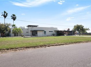 1916 Hidden Pond Dr, Palmhurst, TX 78573