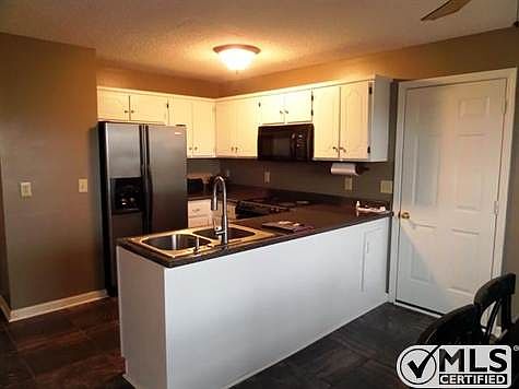 5th image of 3288 N Senseney Cir
