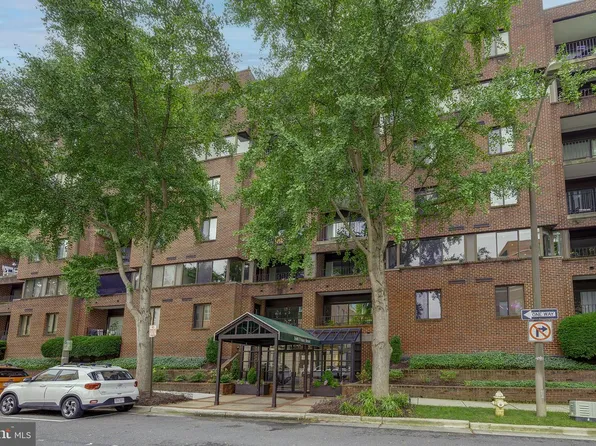 1600 Prince St APT 610, Alexandria, VA 22314