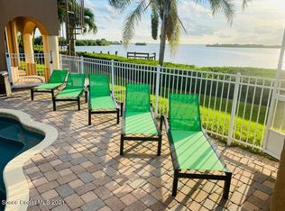 7 Cove View Ct #1, Cocoa Beach, FL 32931