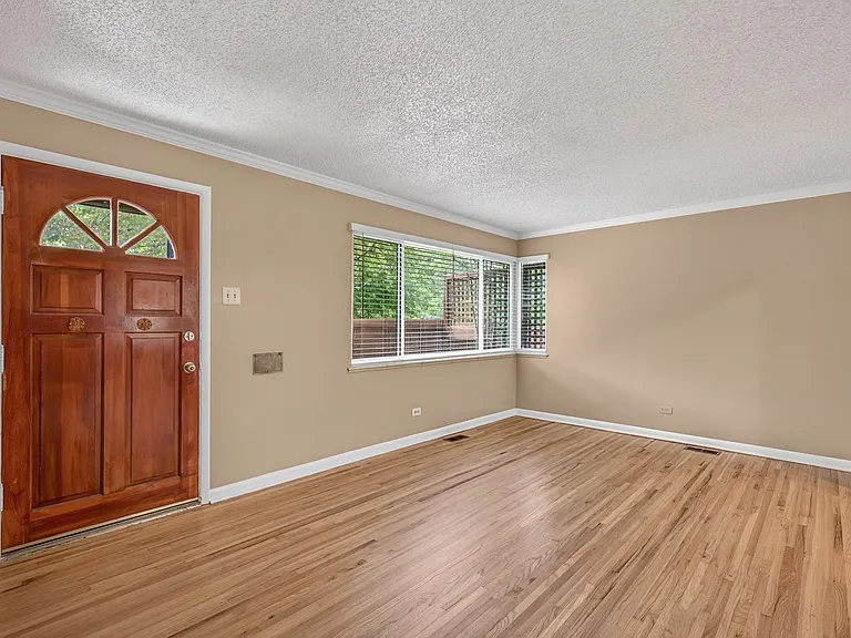 540 Detroit St — Photo 12