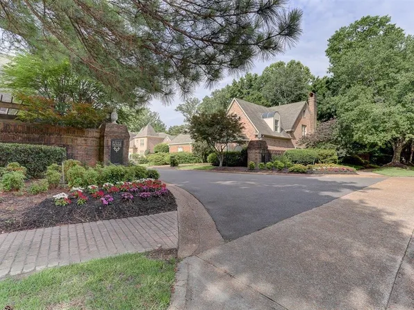 6579 Rue Beaumonde Dr, Memphis, TN 38120