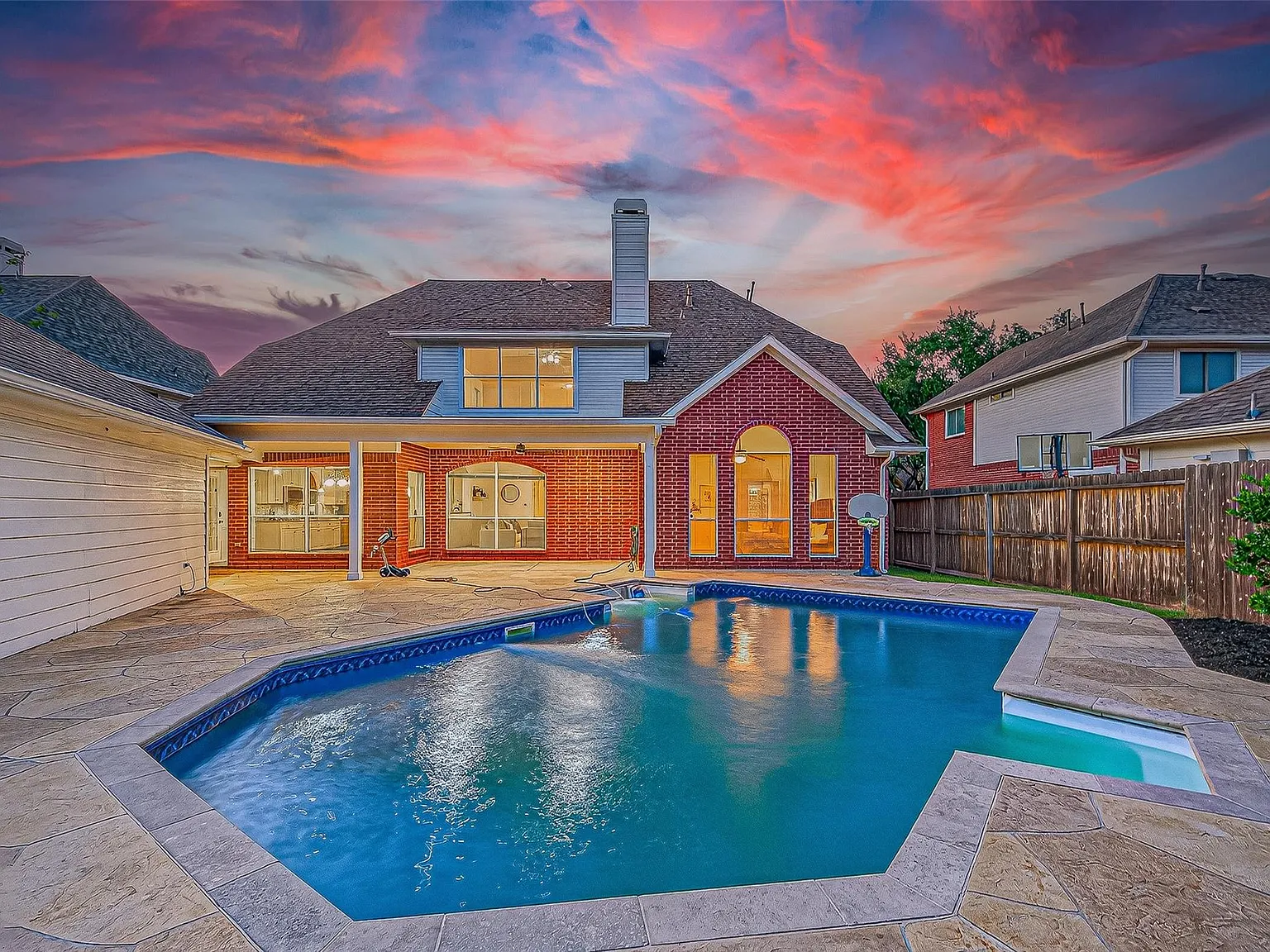 4 bed, 3.5 bath, 3597 sqft, $3,500 — Photo 2