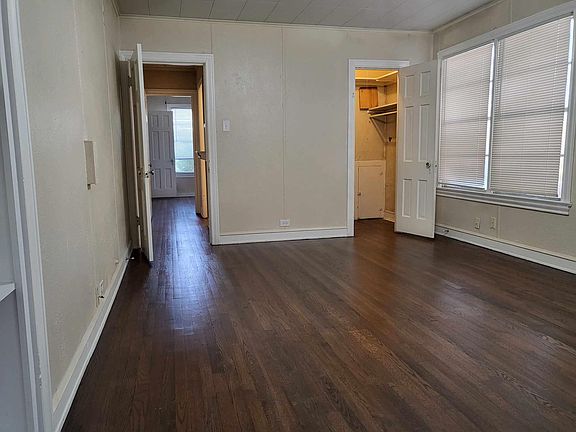 3rd image of 1404 E California St