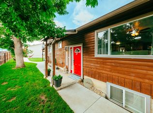 1318 Holloway Ave, Sheridan, WY 82801