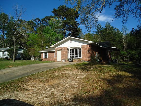 4th image of 233 Gill Dr