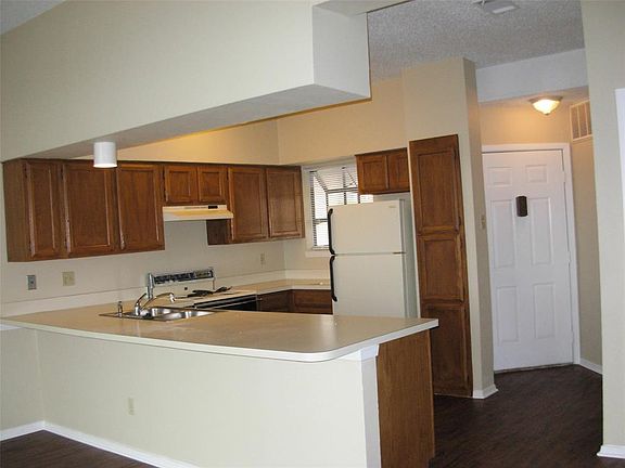2nd image of 250 Henry M Chandler Dr
