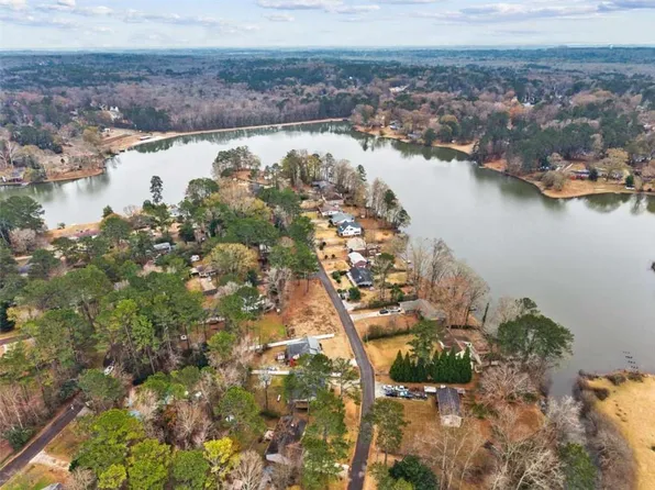 347 Laurel Ln #12, Stockbridge, GA 30281