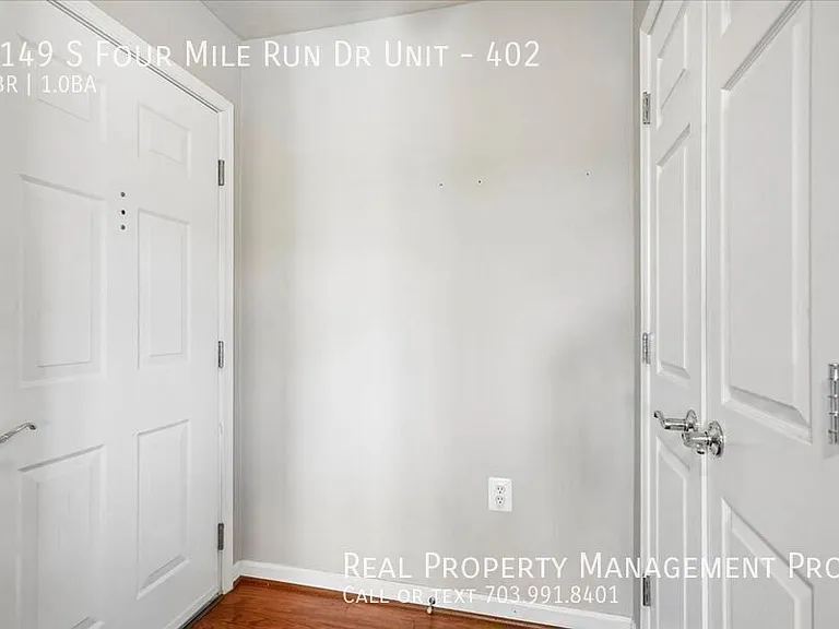 4149 S Four Mile Run Dr #402 — Photo 4