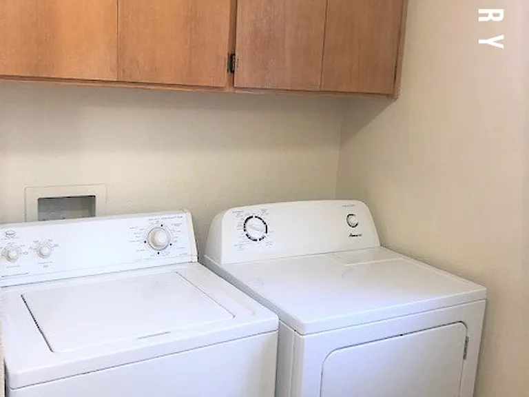 Legacy Townhome — Photo 8