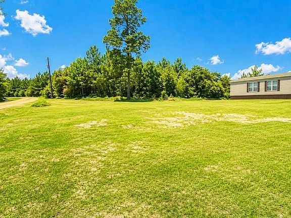 3rd image of 157 Domingue Ln